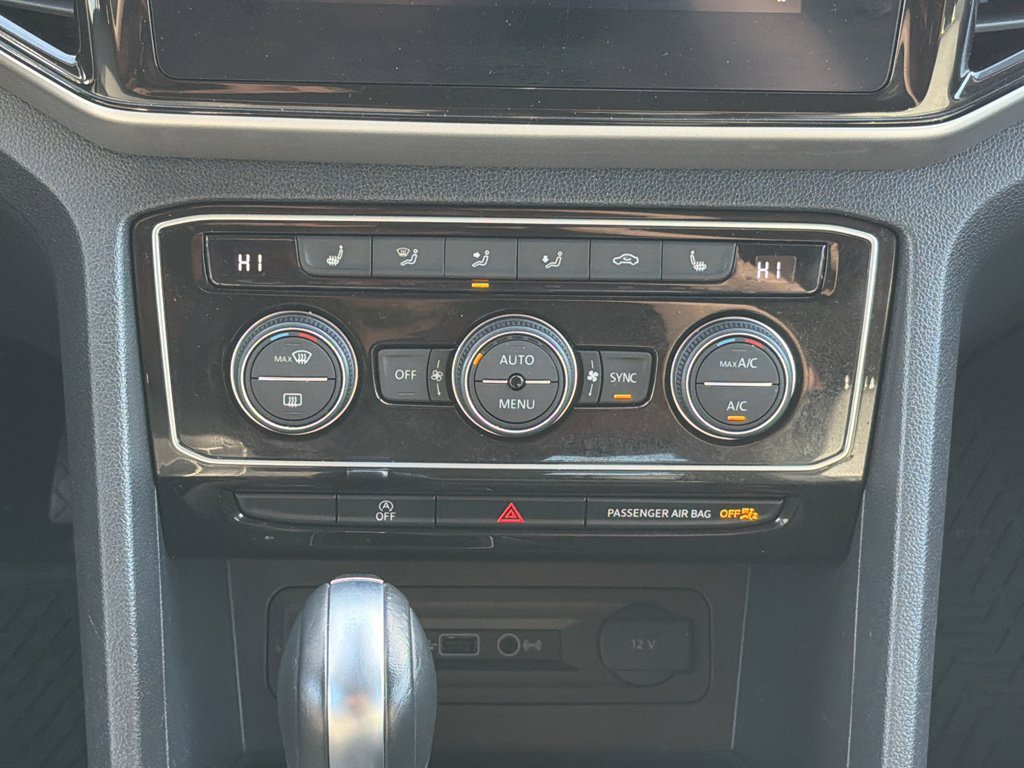 Used 2020 Volkswagen Atlas Cross Sport SEL image 16