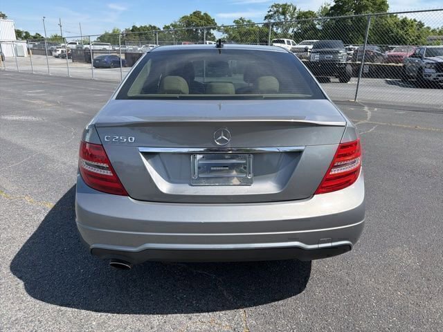 Used 2012 Mercedes-Benz C 250 Sedan image 3