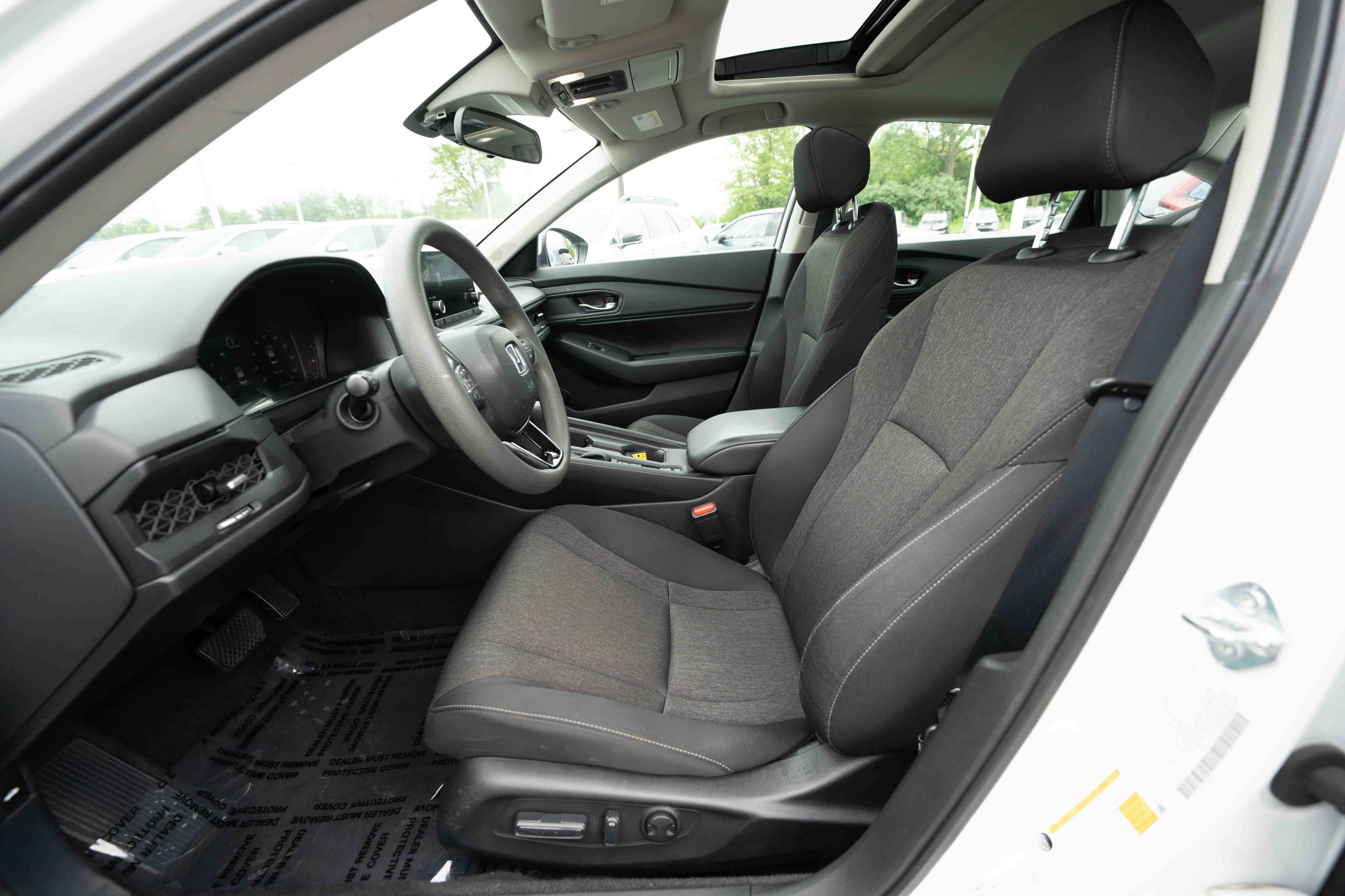 Used 2024 Honda Accord EX image 9
