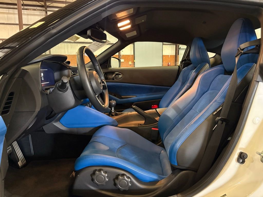 Used 2024 Nissan Z Performance w/ Floor Mat Package image 20
