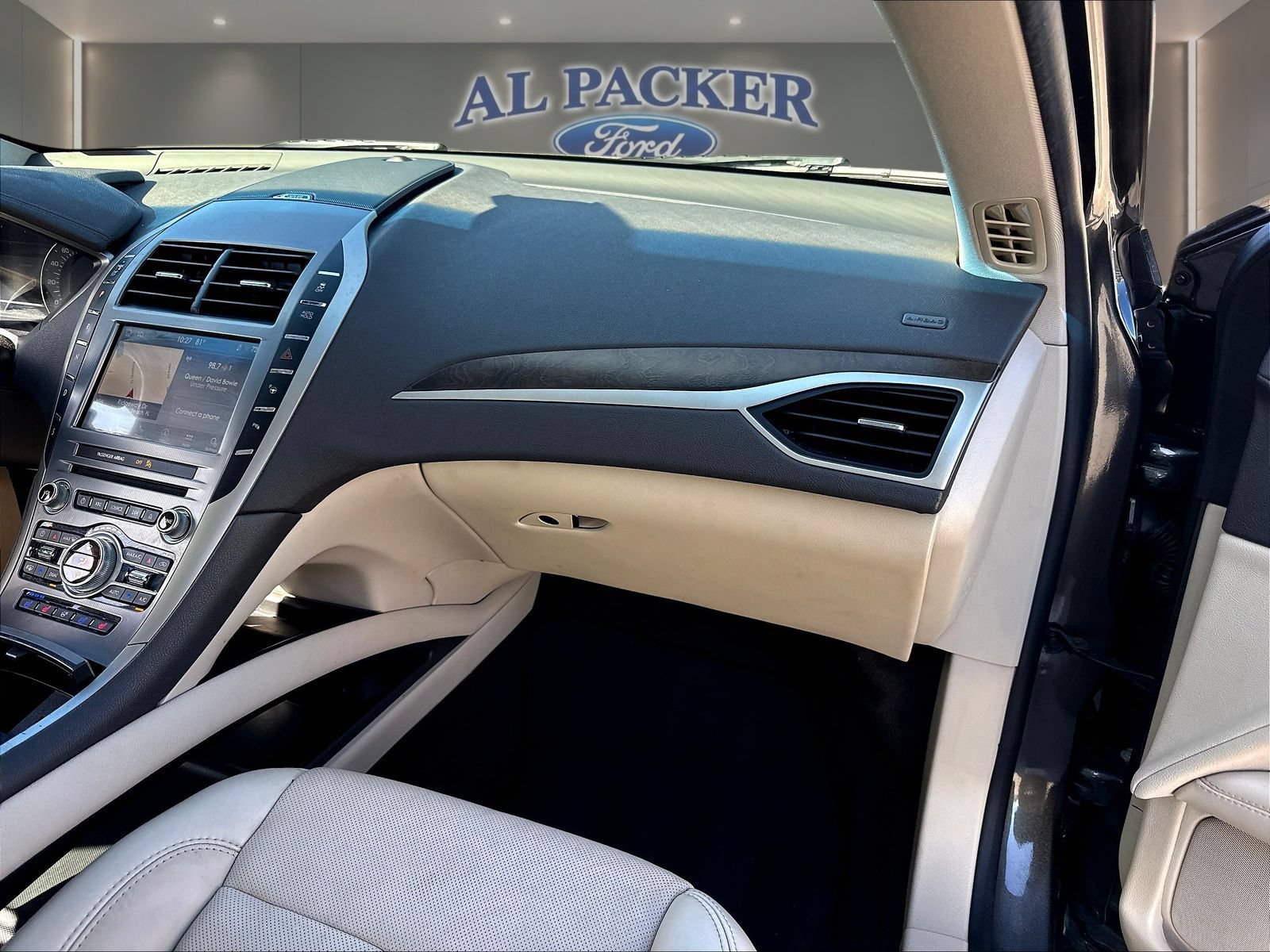 Used 2020 Lincoln MKZ Reserve w/ Elements Package FWD image 29