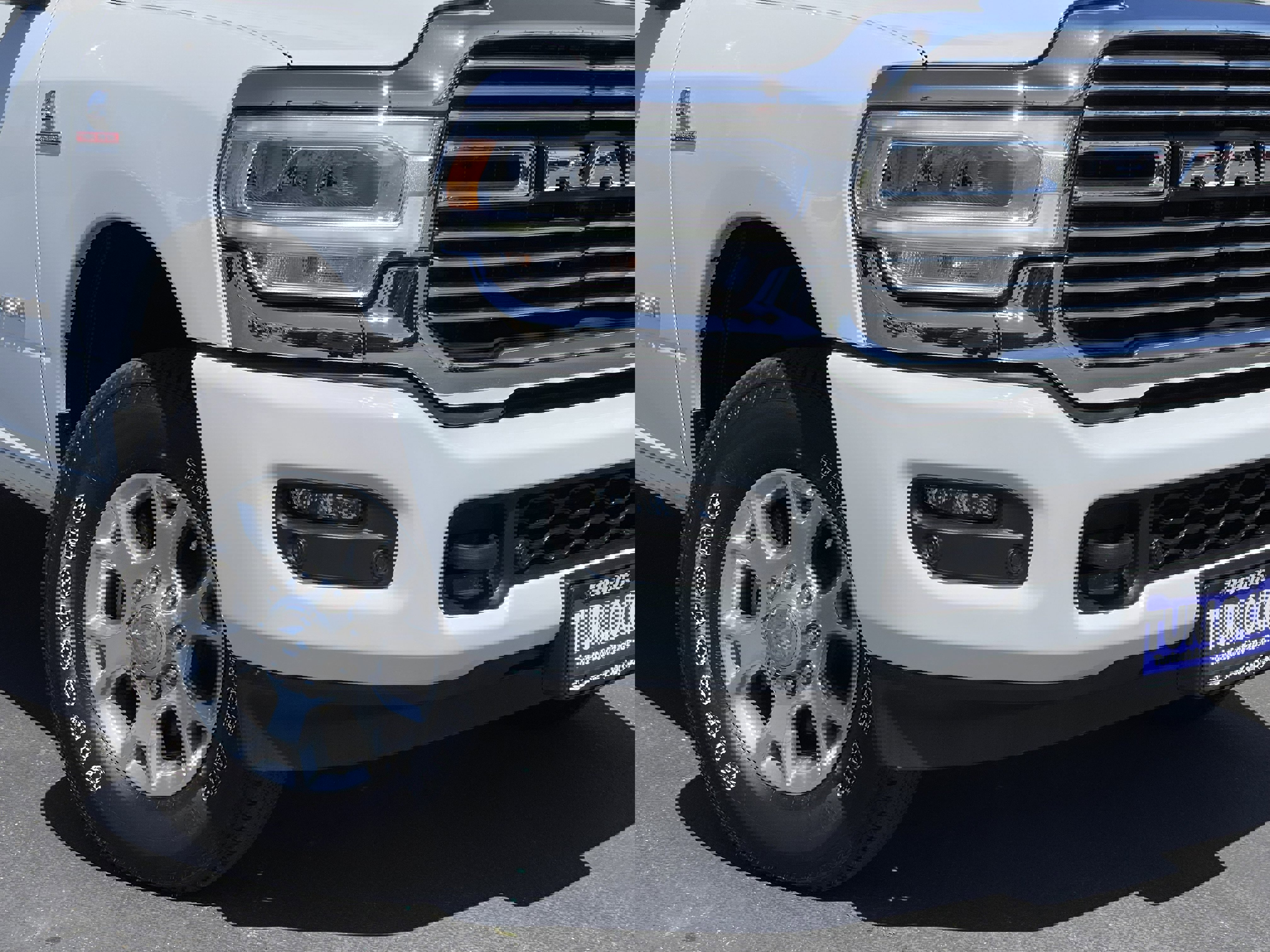 Used 2024 RAM 2500 Laramie w/ Safety Group image 3