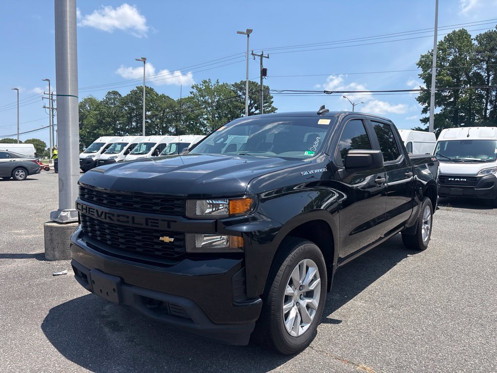 Used 2022 Chevrolet Silverado 1500 Custom AWD/4WD image 3