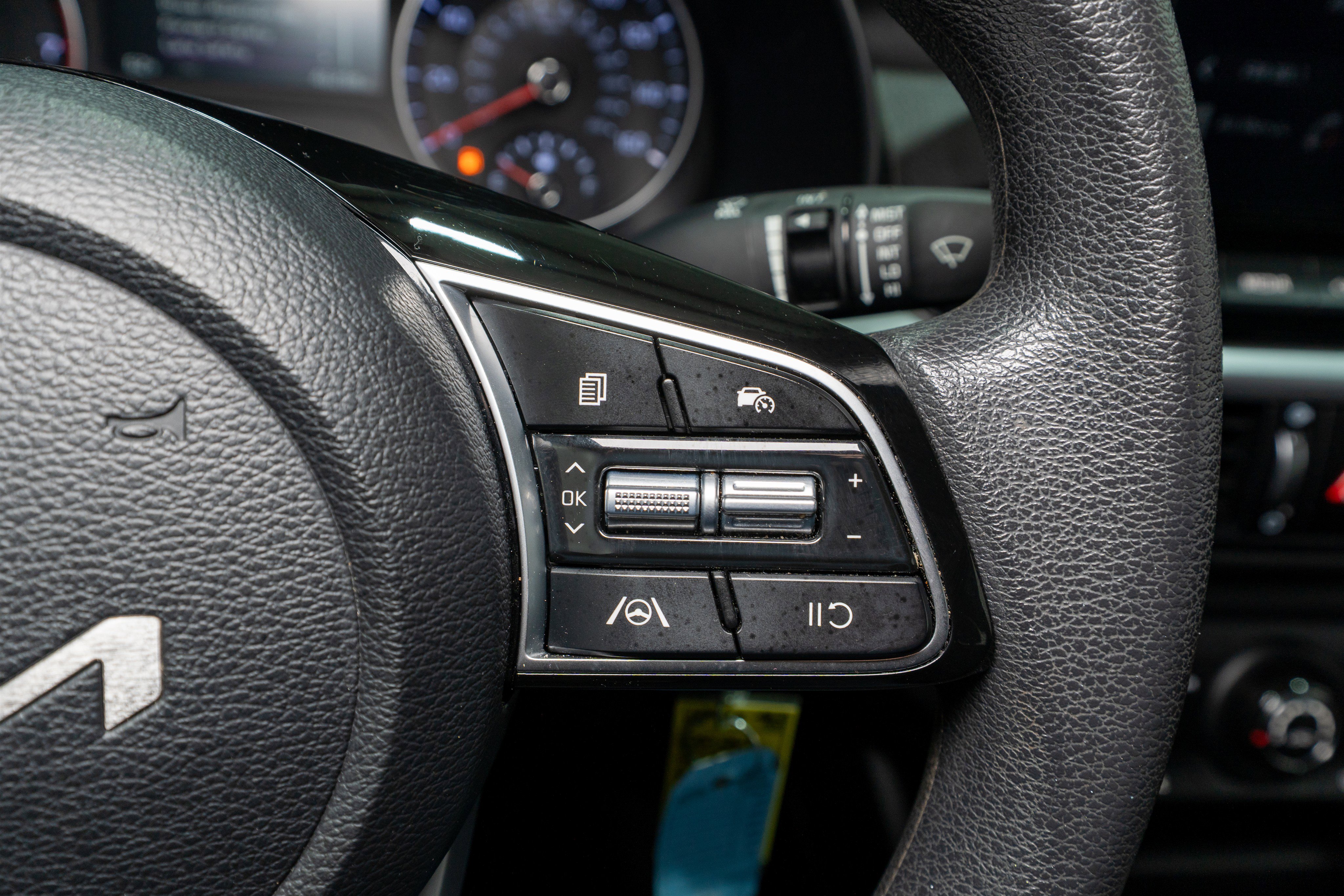 Used 2024 Kia Forte LXS image 23