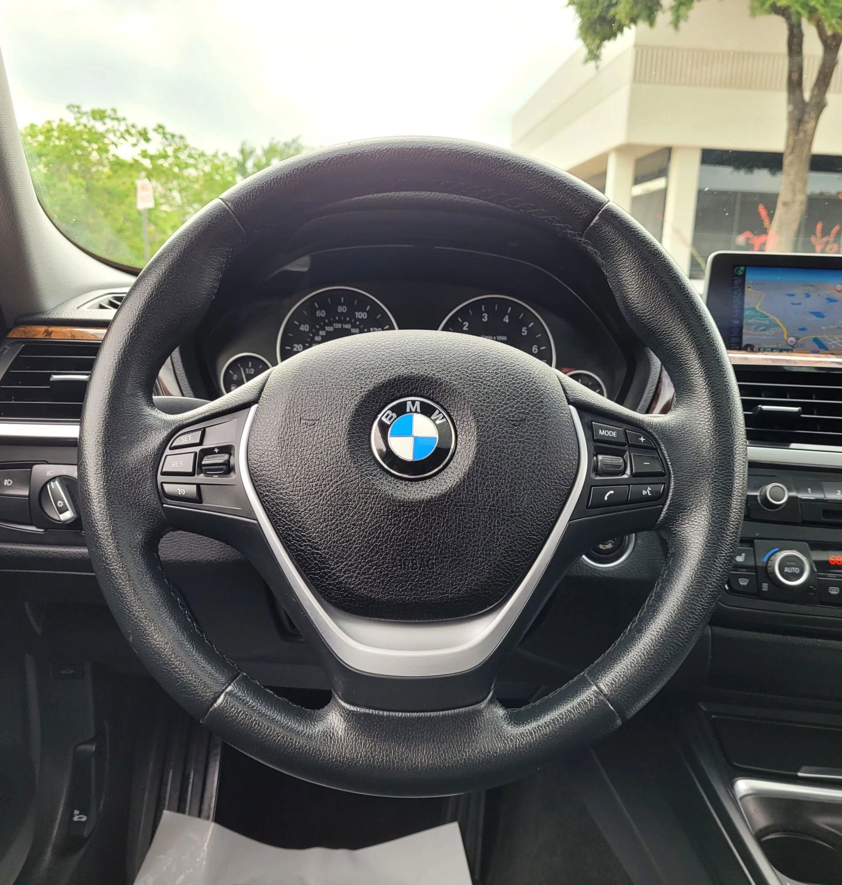 Used 2014 BMW 328i Sedan RWD image 23
