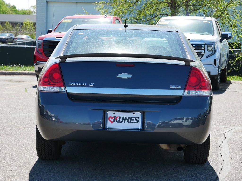 Used 2010 Chevrolet Impala LT w/ Luxury Edition Package FWD image 8