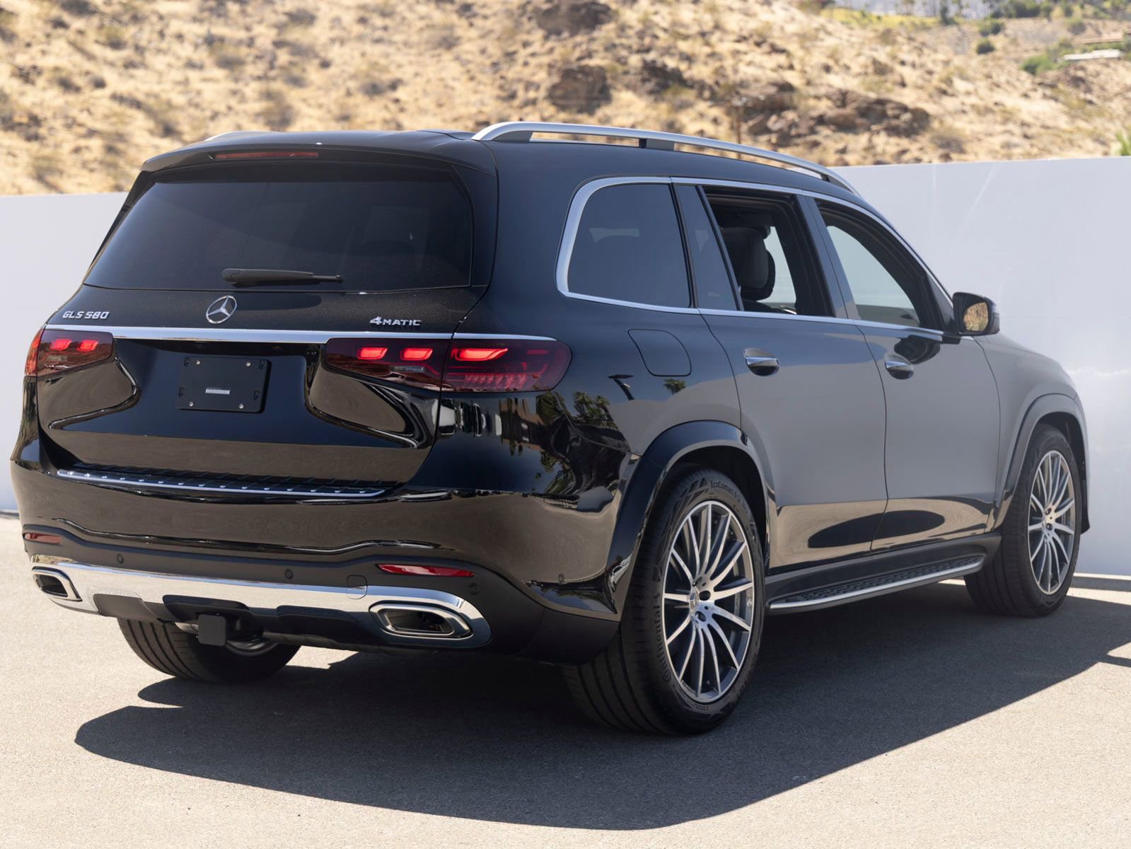 New 2026 Mercedes-Benz GLS 580 4MATIC image 10