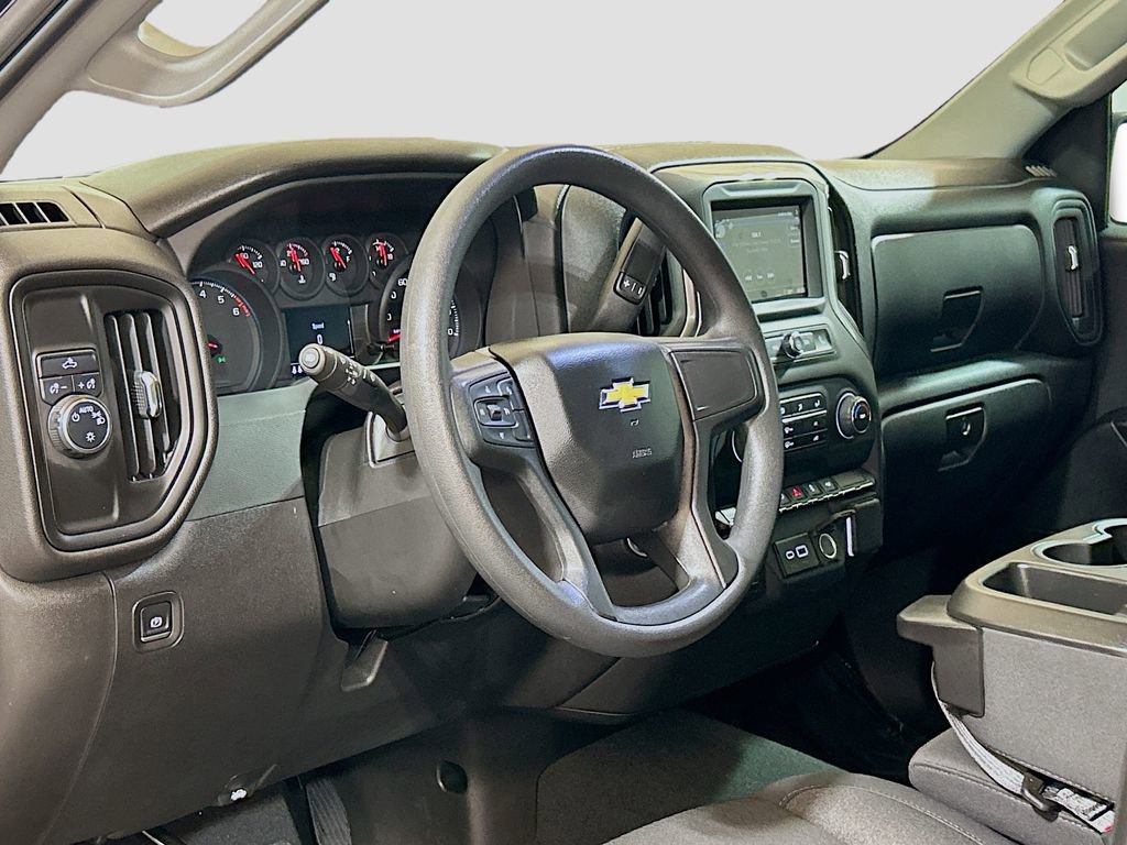 Used 2025 Chevrolet Silverado 1500 Custom RWD image 7
