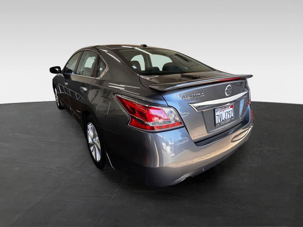Used 2015 Nissan Altima 2.5 SL w/ Technology Package FWD image 5