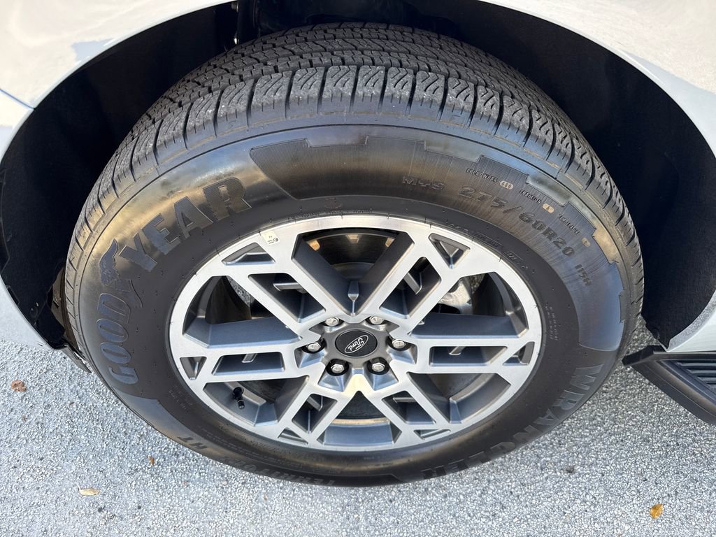 Certified 2025 Ford Expedition Max Active image 13