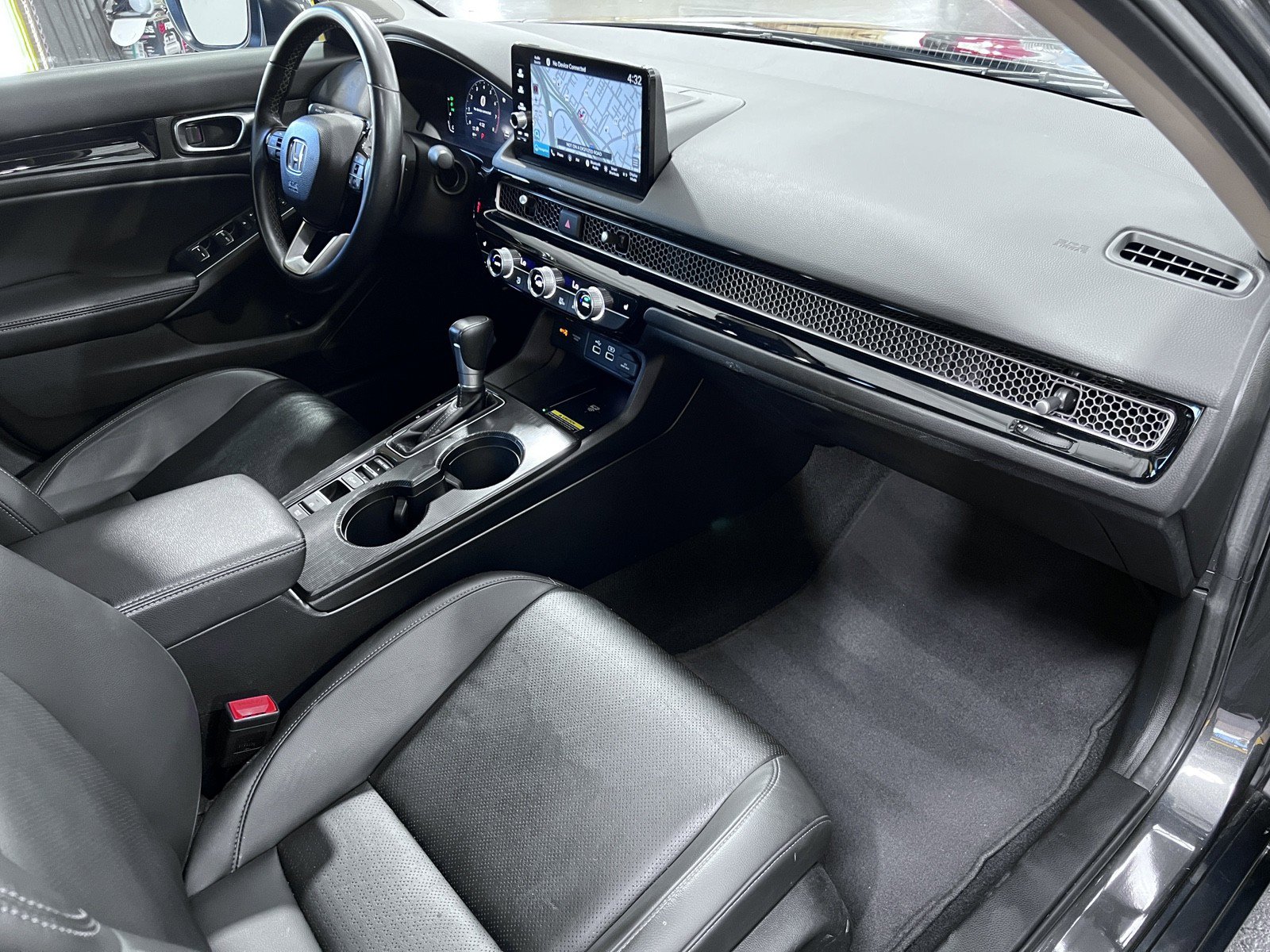 Used 2024 Honda Civic Touring image 16
