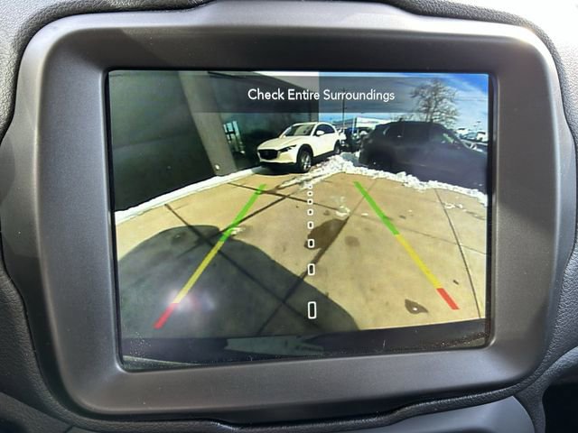 Used 2022 Jeep Renegade Latitude AWD/4WD image 14