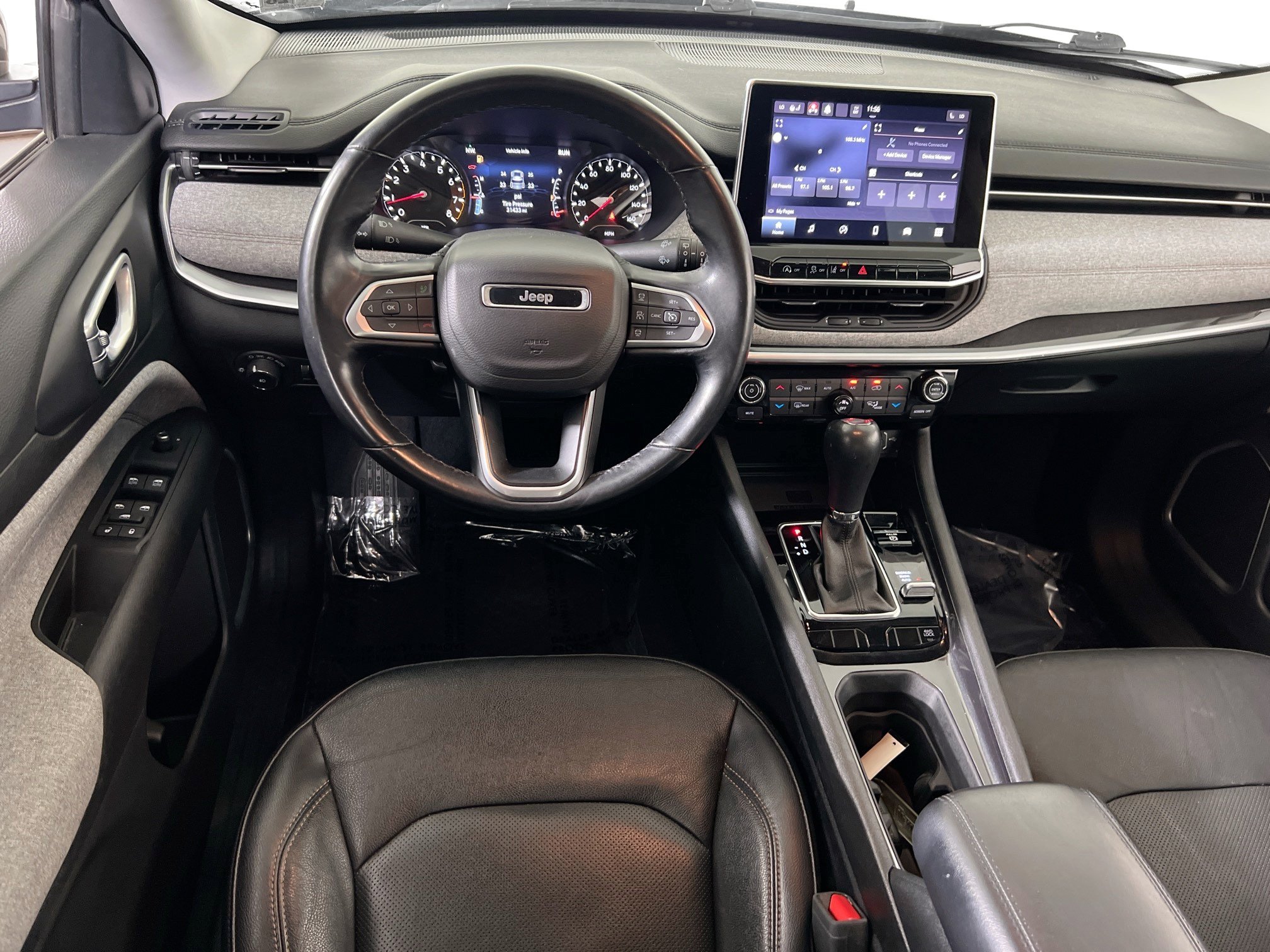 Used 2022 Jeep Compass Latitude AWD/4WD image 21