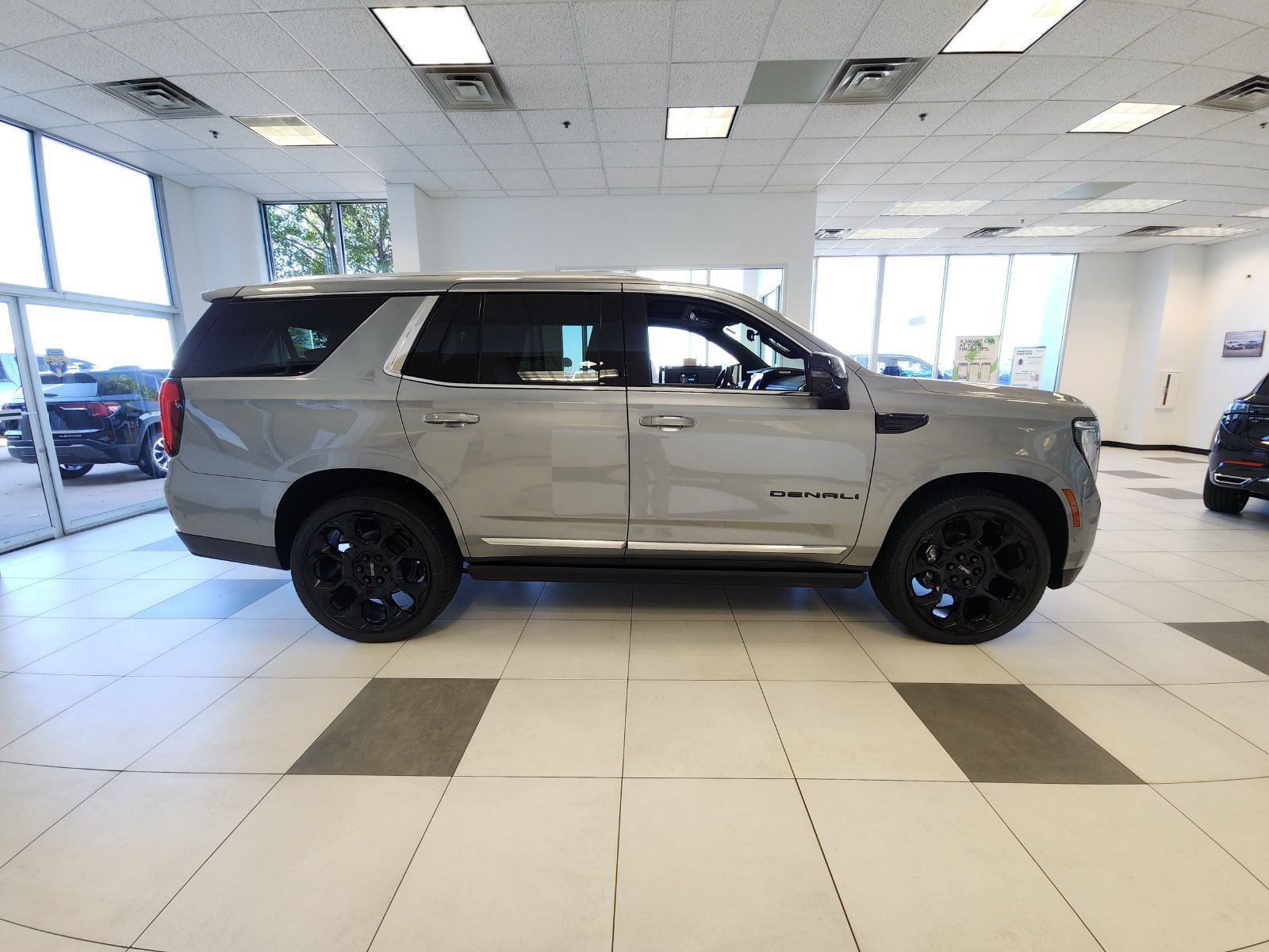 New 2026 GMC Yukon Denali w/ Denali Reserve Package AWD/4WD image 6