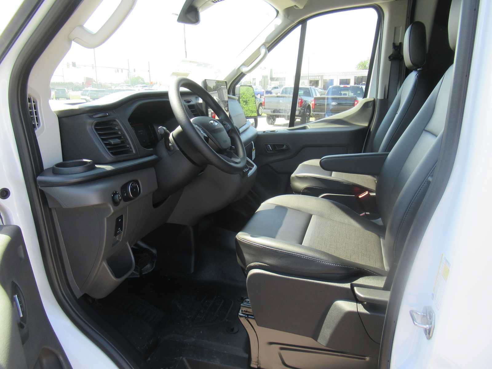 New 2026 Ford Transit 350 148 High Roof Extended w/ Load Area Protection Package RWD image 9