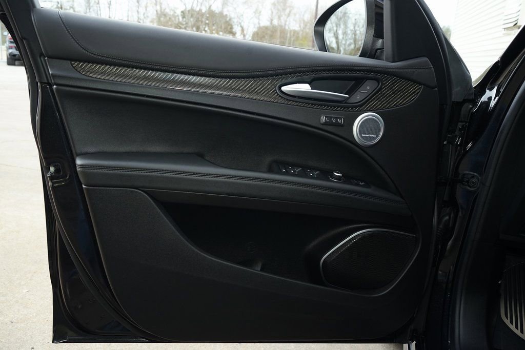 Used 2023 Alfa Romeo Stelvio Quadrifoglio w/ Active Assist Plus Package image 22