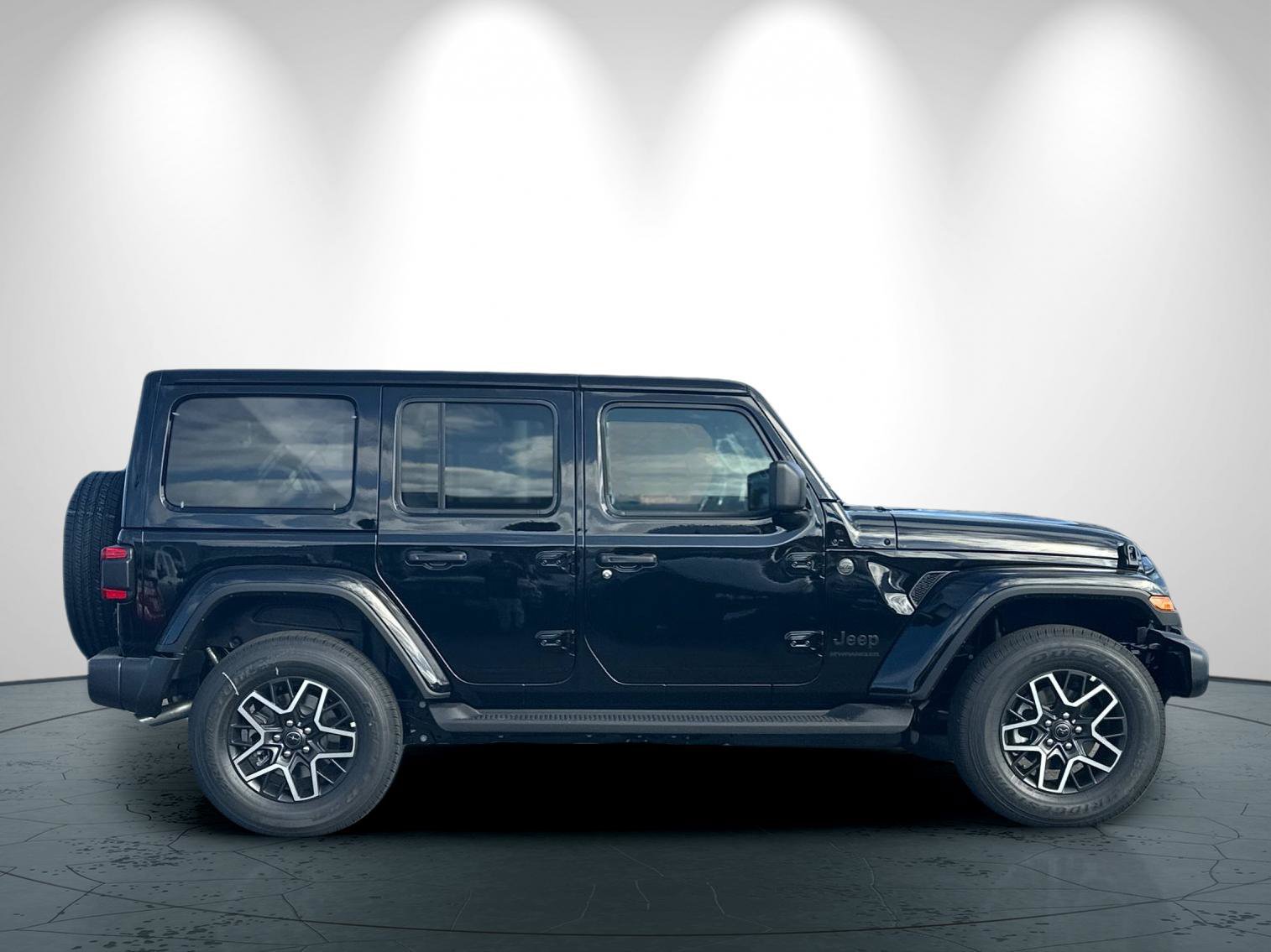 New 2027 Jeep Wrangler Unlimited Sahara AWD/4WD image 3