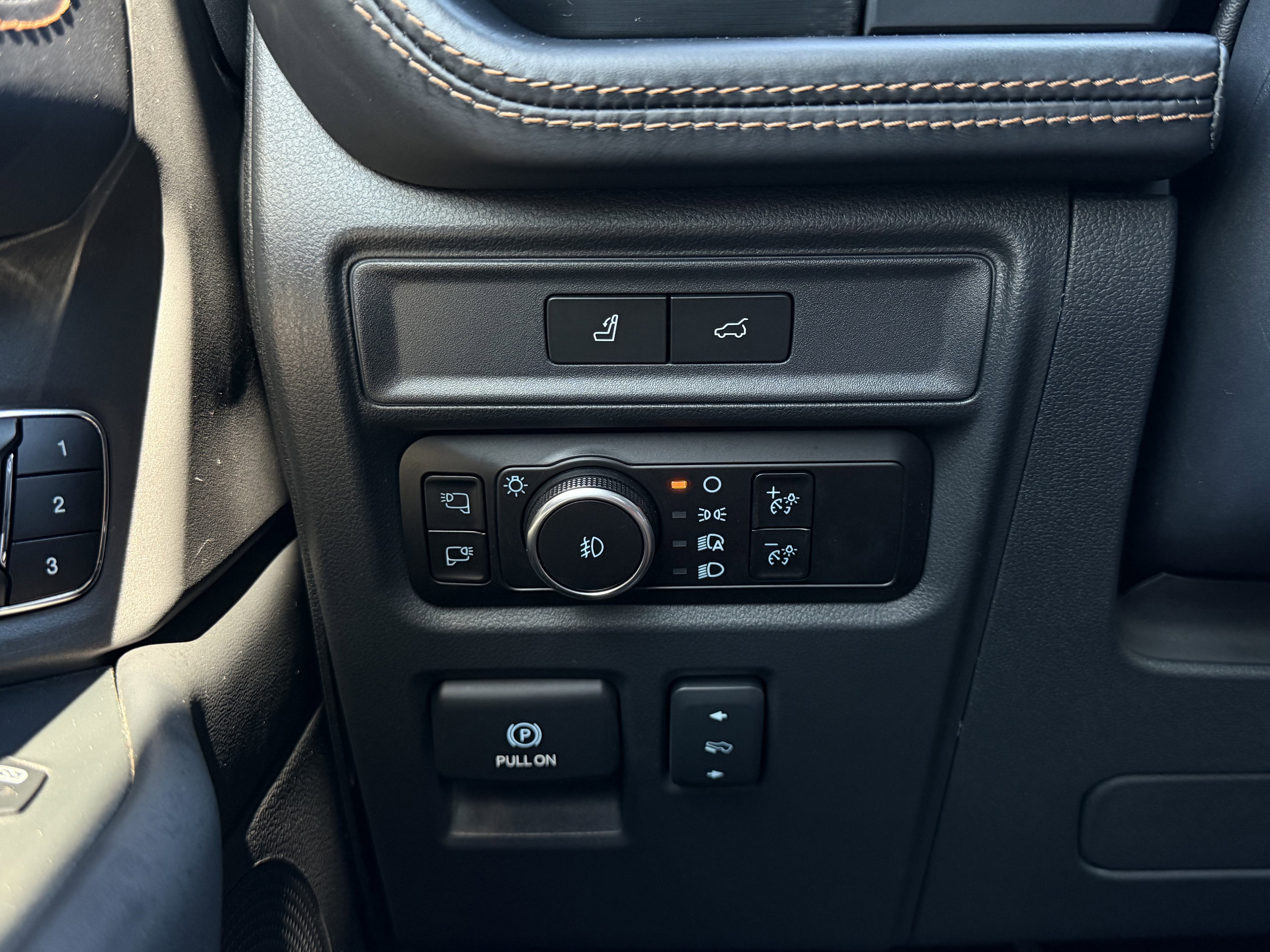 Certified 2024 Ford Expedition Max Platinum AWD/4WD image 27