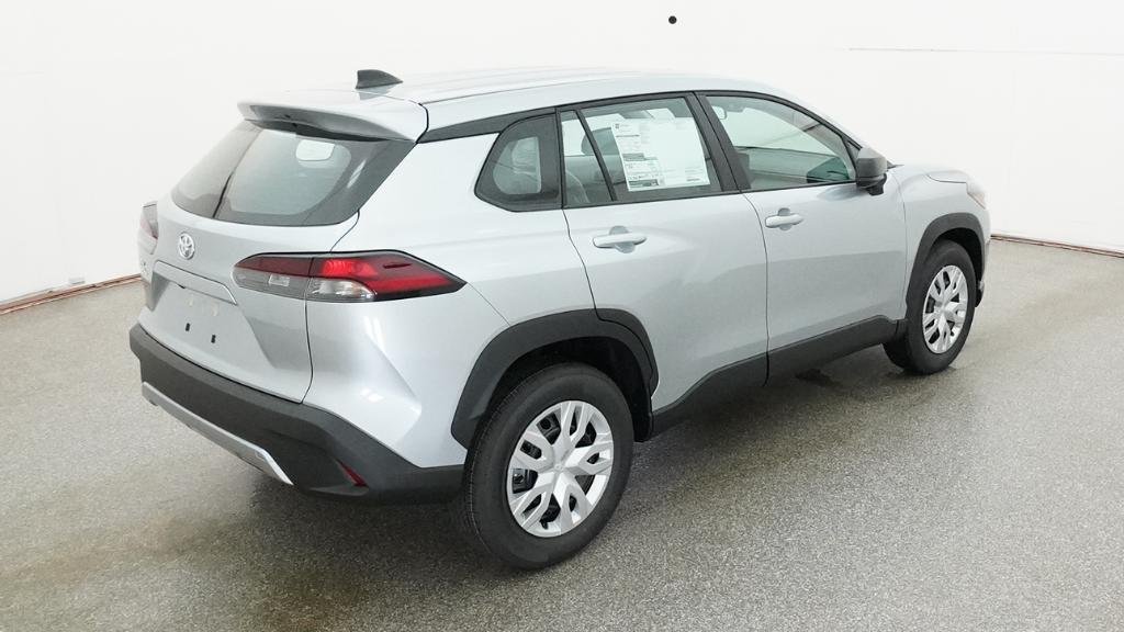 Used 2026 Toyota Corolla Cross L FWD image 11
