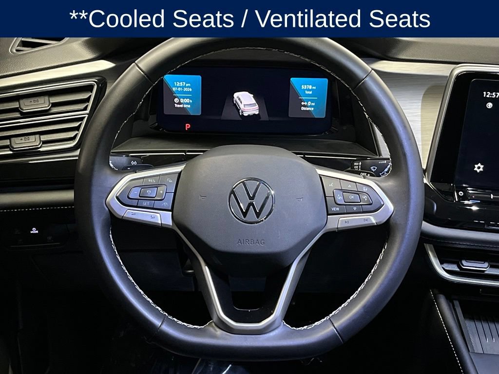 Used 2025 Volkswagen Atlas Cross Sport SE AWD/4WD image 9
