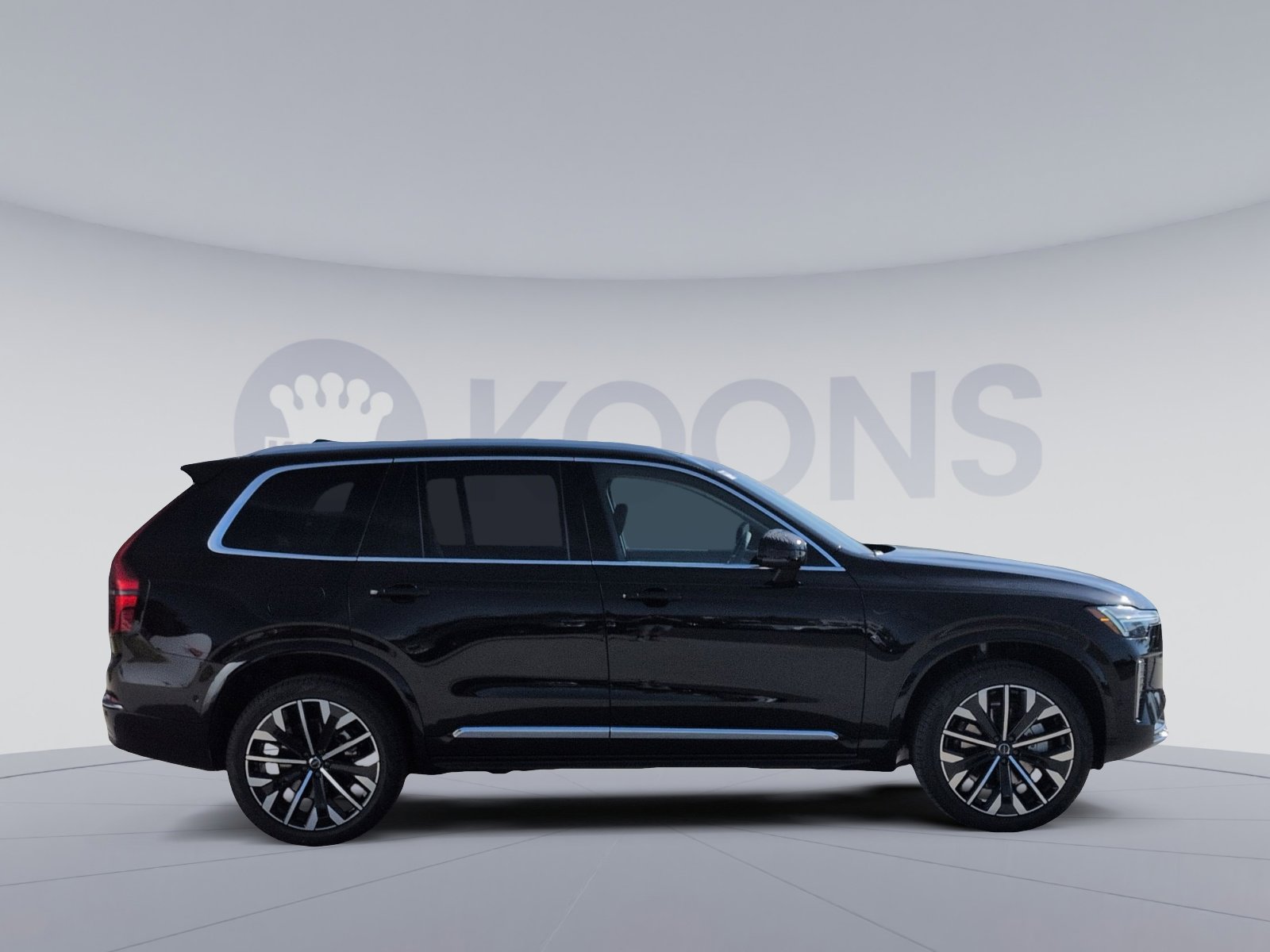 New 2026 Volvo XC90 B6 Plus w/ Protection Package Premier image 8