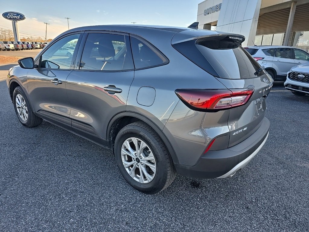 Used 2025 Ford Escape Active image 12