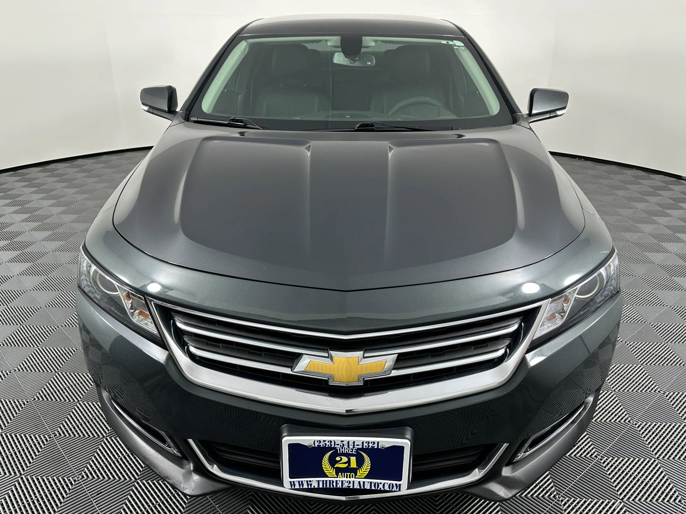 Used 2019 Chevrolet Impala LT w/ LT Convenience Package image 4