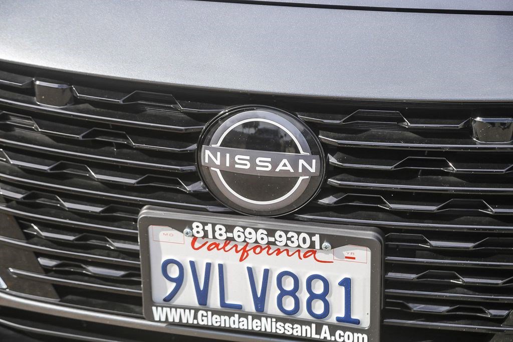 Certified 2025 Nissan Sentra S image 5