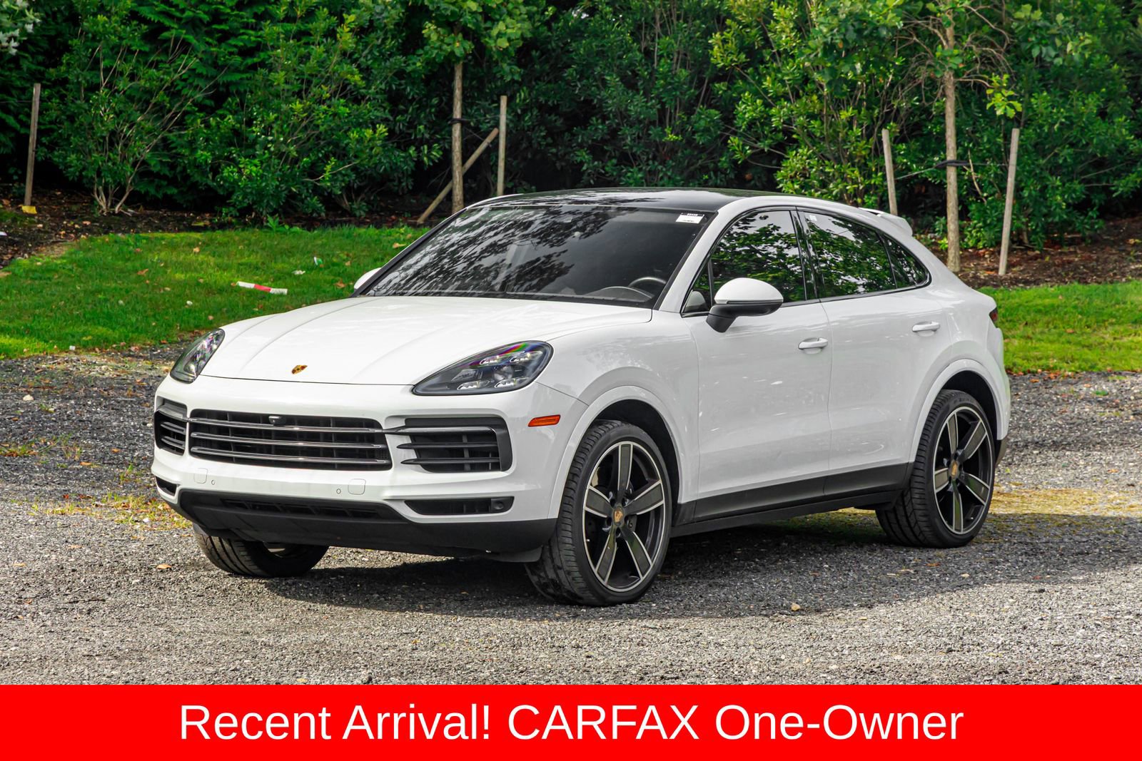 Used 2021 Porsche Cayenne Coupe image 1