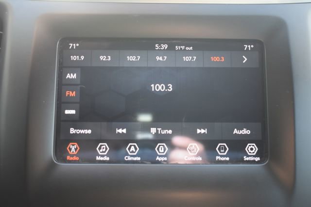 Used 2019 Jeep Cherokee Latitude Plus AWD/4WD image 26