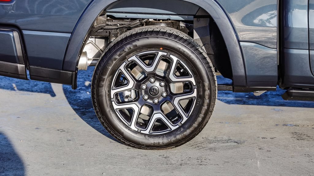 New 2026 RAM 1500 Laramie w/ Advanced Safety Group II AWD/4WD image 12