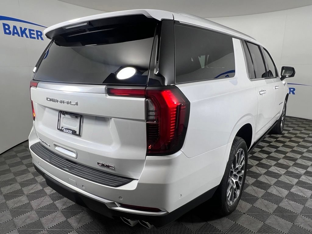 Used 2025 GMC Yukon XL Denali w/ Denali Reserve Package AWD/4WD image 6