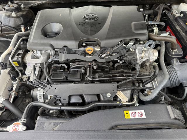Used 2022 Toyota Camry SE FWD image 30