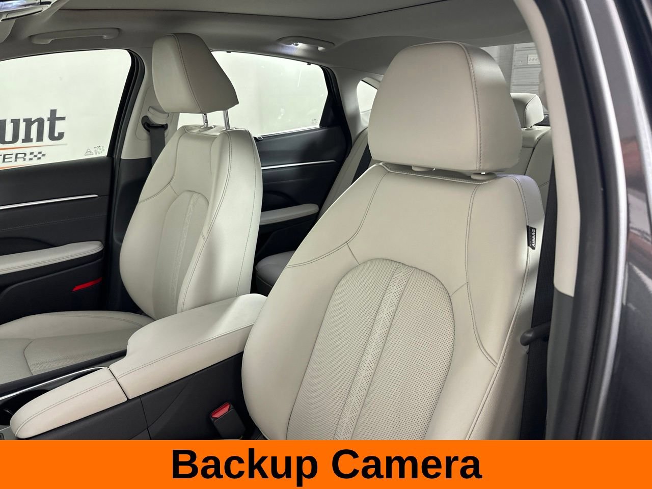 Used 2025 Hyundai Sonata Limited FWD image 12