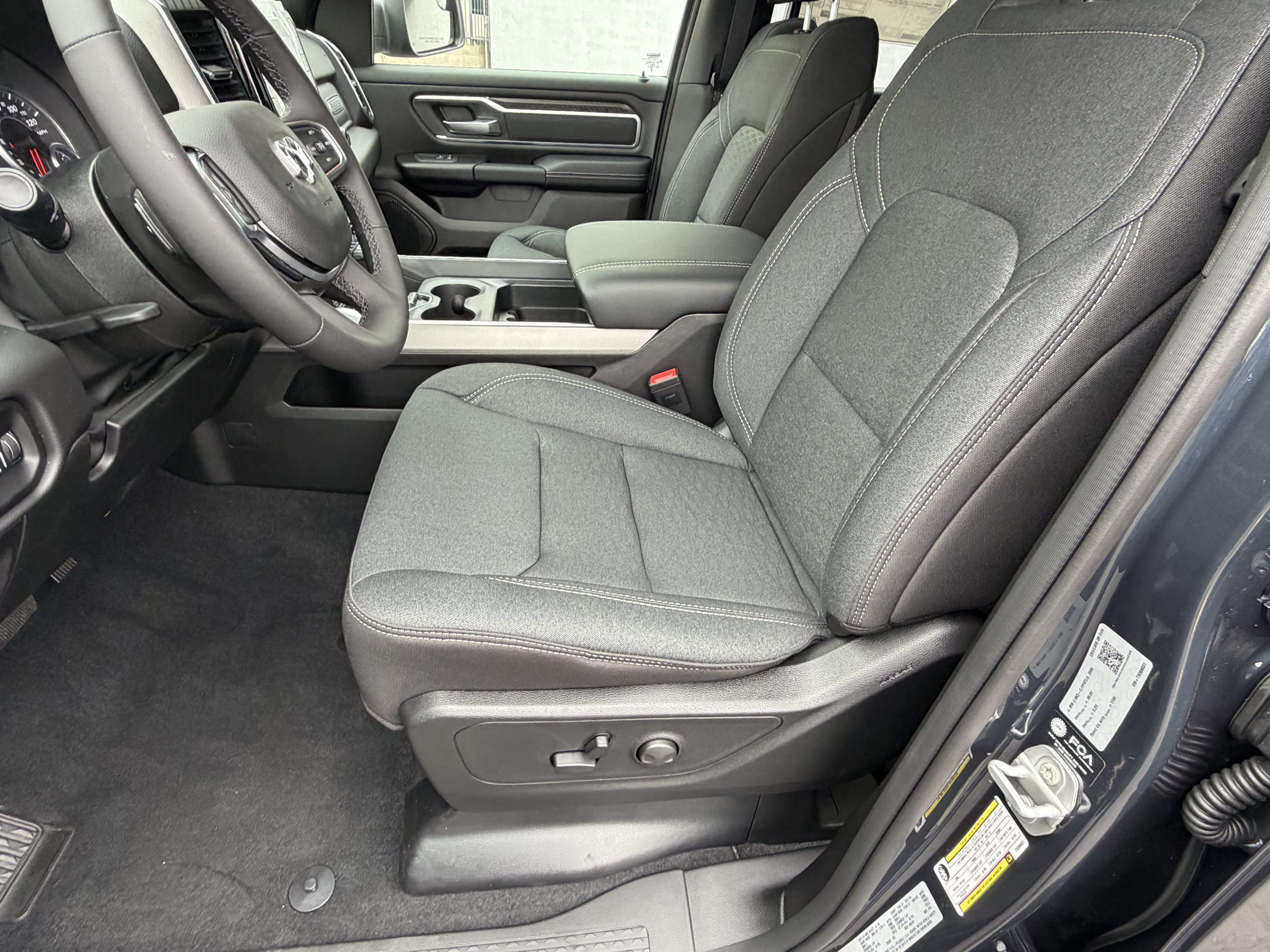 New 2026 RAM 1500 Big Horn AWD/4WD image 22