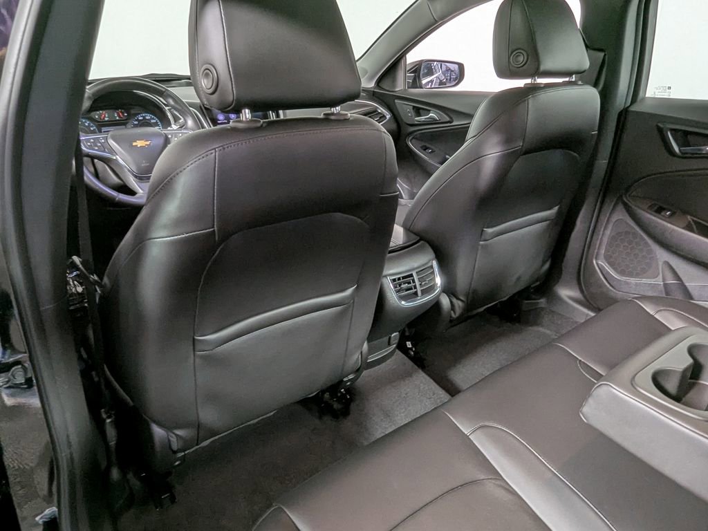 Used 2020 Chevrolet Malibu LT w/ Leather Package FWD image 39