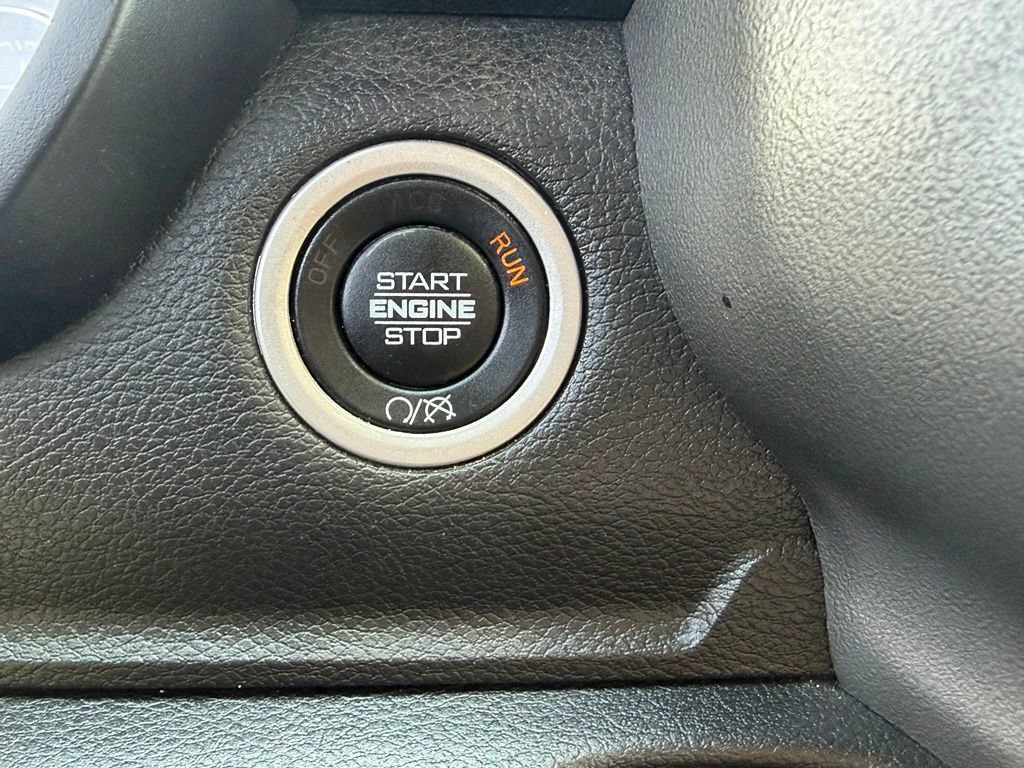 Used 2022 RAM 3500 Big Horn w/ Protection Group AWD/4WD image 42