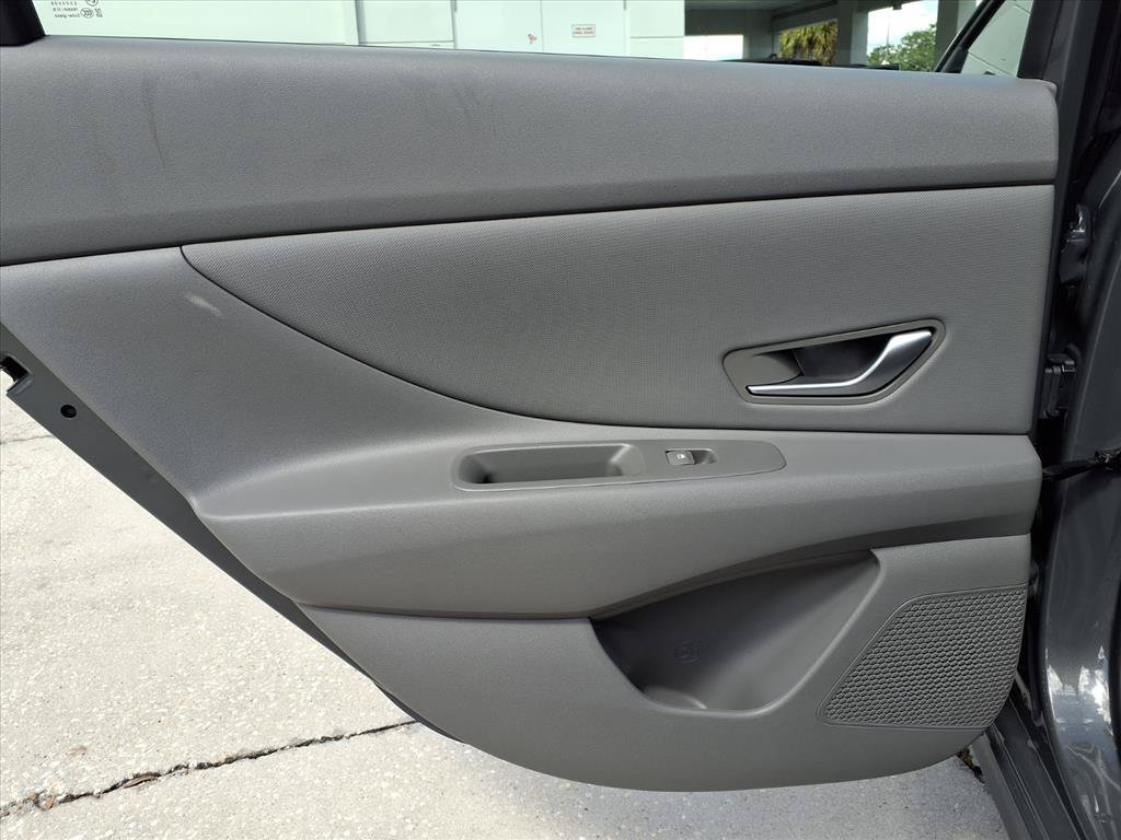 Used 2026 Hyundai Elantra Sport FWD image 16