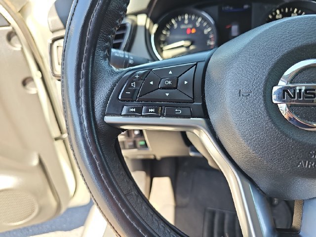 Used 2020 Nissan Rogue SL w/ Premium Package FWD image 18