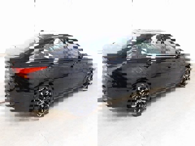 Used 2024 Nissan Altima 2.5 SR image 3