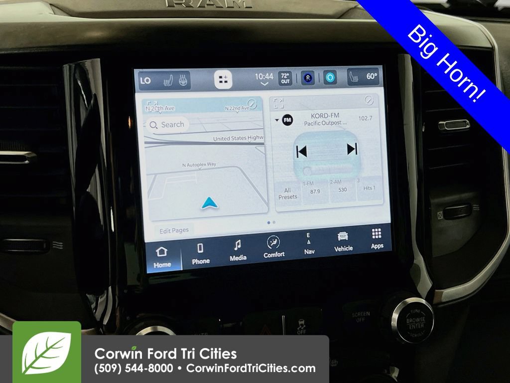 Used 2022 RAM 3500 Big Horn w/ Night Edition AWD/4WD image 19