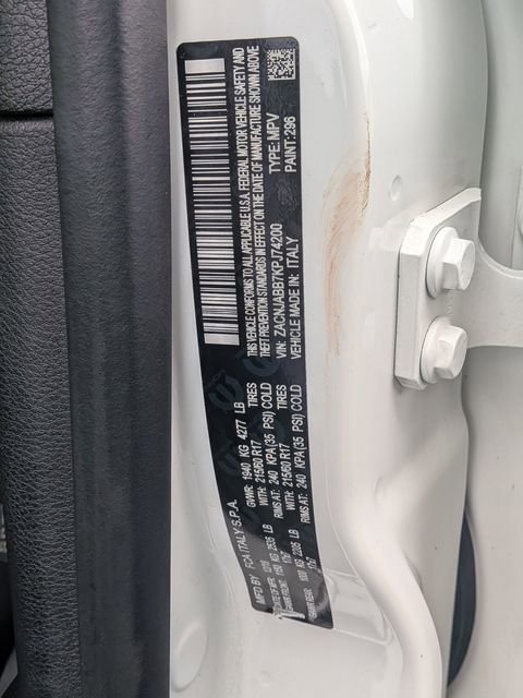 Used 2019 Jeep Renegade Latitude FWD image 39