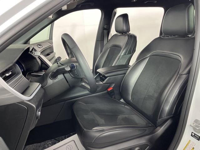 Used 2024 Jeep Grand Cherokee L Laredo image 18