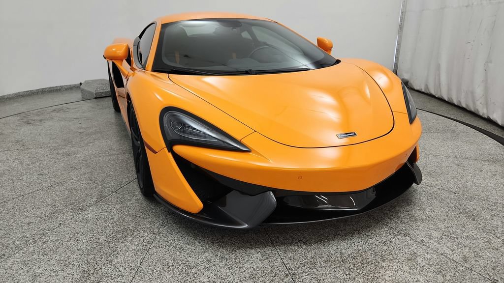 Used 2016 McLaren 570S Coupe RWD image 11