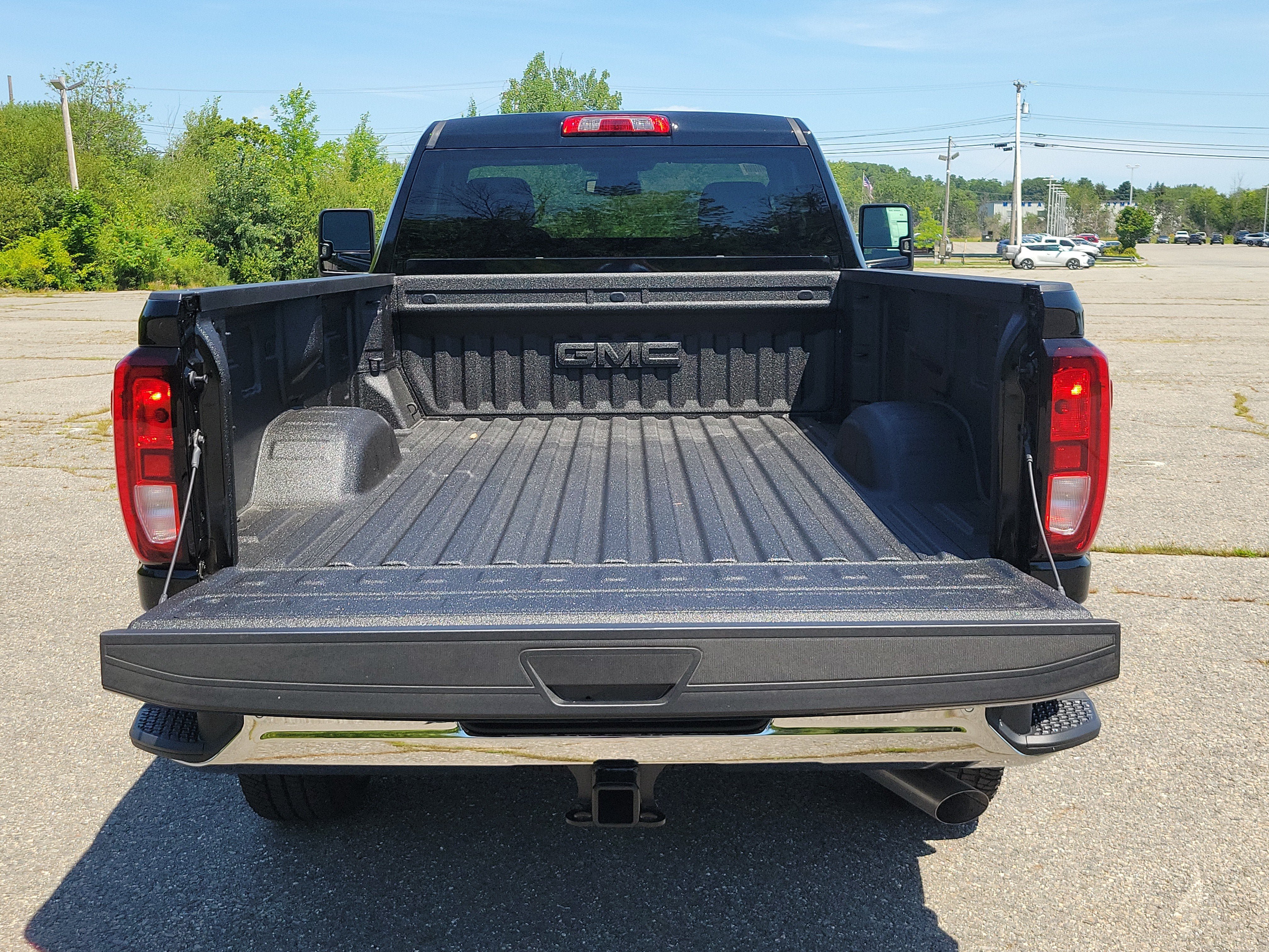 New 2026 GMC Sierra 2500 SLE w/ SLE Convenience Package AWD/4WD image 16