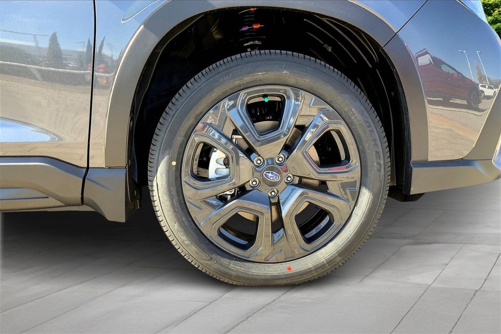 New 2025 Subaru Ascent Bronze Edition image 13