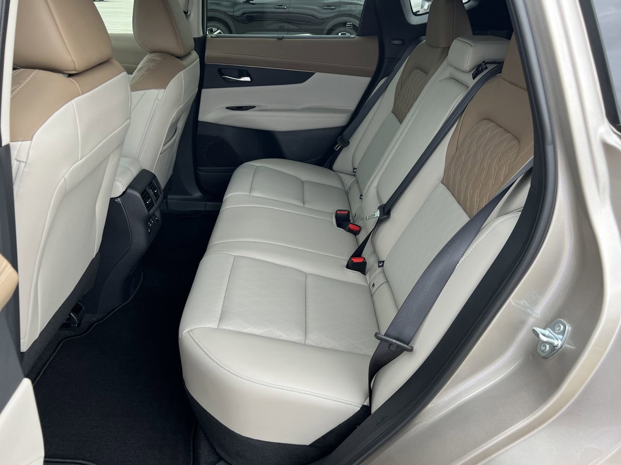 New 2026 Nissan Murano Platinum image 16