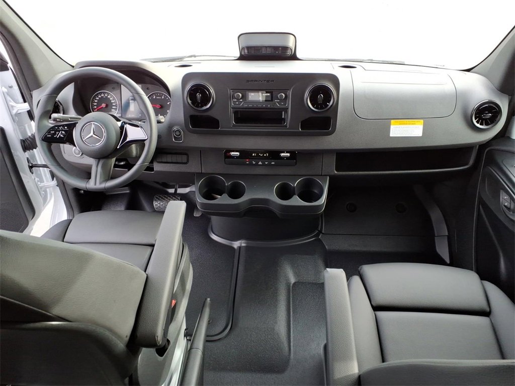 New 2026 Mercedes-Benz Sprinter 2500 image 27