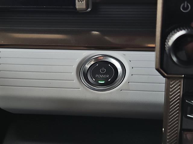 New 2025 GMC Hummer EV 2X image 18