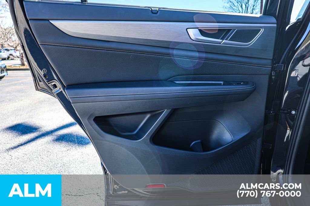 Used 2025 Volkswagen Atlas Cross Sport SE image 53